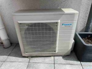 Daikin Split Klimaanlage Außeneinheit