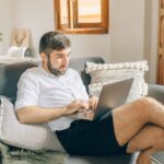 Home-Office einrichten: Die perfekte Kombination aus Stil und Produktivität pexels-n-voitkevich-5411997